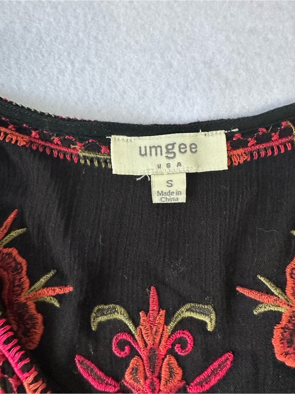 Umgee Black Embroidered Dress Sz S V Neck Bell Sleeve Gauze Boho Peasant Cottage - Picture 6 of 12